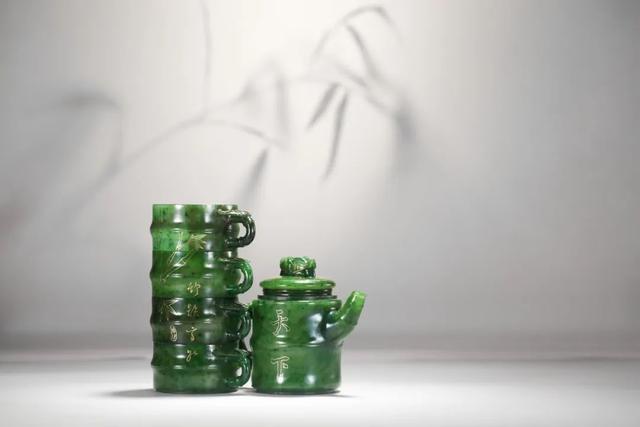 青海料晴水戴久了,水种翡翠小批量批发价格-第7张图片-翡翠网 青海料晴水戴久了,水种翡翠小批量批发价格-第7张图片-翡翠网