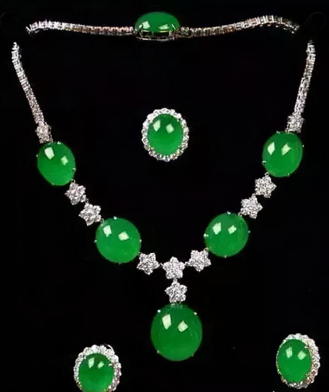 福禄寿瓷器摆件价格福禄寿翡翠摆件价格-第17张图片-翡翠网 福禄寿瓷器摆件价格福禄寿翡翠摆件价格-第17张图片-翡翠网