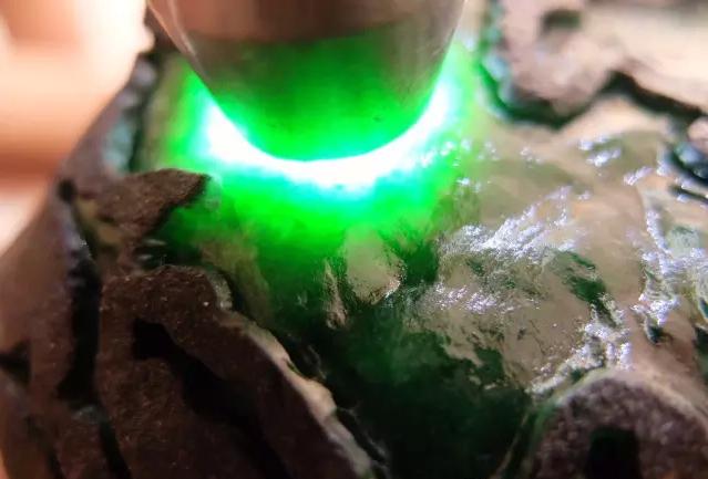 翡翠原石主播顺口溜广博翡翠知识论坛-第3张图片-翡翠网 翡翠原石主播顺口溜广博翡翠知识论坛-第3张图片-翡翠网