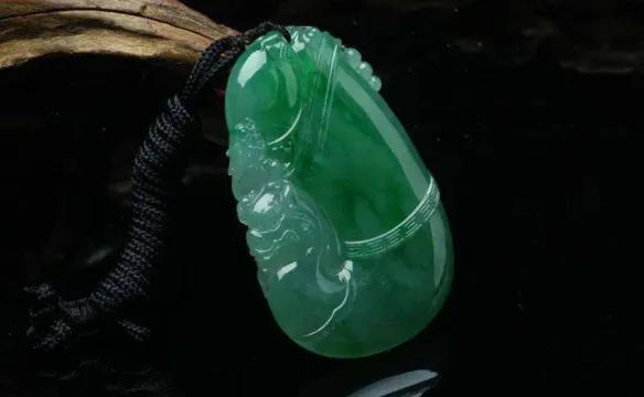 冰儒翡翠吊坠价格的简单介绍-第1张图片-翡翠网 冰儒翡翠吊坠价格的简单介绍-第1张图片-翡翠网