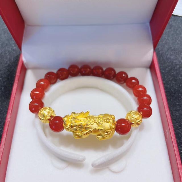 千万别买标价卖的黄金,老凤祥为啥比周大福便宜-第6张图片-翡翠网 千万别买标价卖的黄金,老凤祥为啥比周大福便宜-第6张图片-翡翠网