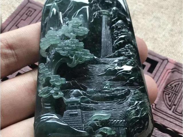 冰蓝老蓝水翡翠手镯翡翠冰蓝手镯图片-第5张图片-翡翠网 冰蓝老蓝水翡翠手镯翡翠冰蓝手镯图片-第5张图片-翡翠网