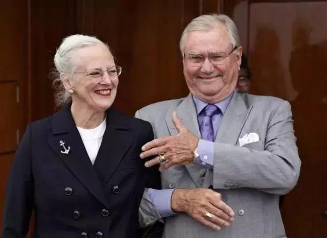 世界顶级珠宝首饰图片世界顶级珠宝套装图片-第7张图片-翡翠网 世界顶级珠宝首饰图片世界顶级珠宝套装图片-第7张图片-翡翠网