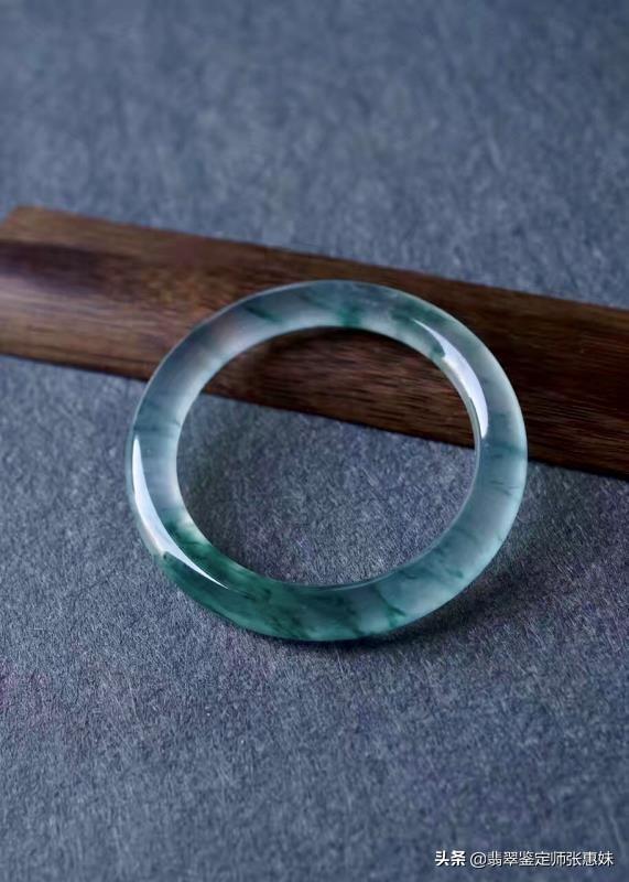 翡翠手镯市场价格正品翡翠手镯价格-第2张图片-翡翠网 翡翠手镯市场价格正品翡翠手镯价格-第2张图片-翡翠网