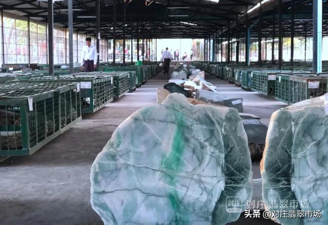 翡翠价格涨,20年来翡翠涨了多少-第9张图片-翡翠网 翡翠价格涨,20年来翡翠涨了多少-第9张图片-翡翠网