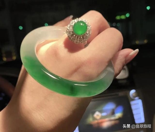 翡翠的基本知识大全,翡翠知识的心得-第3张图片-翡翠网 翡翠的基本知识大全,翡翠知识的心得-第3张图片-翡翠网