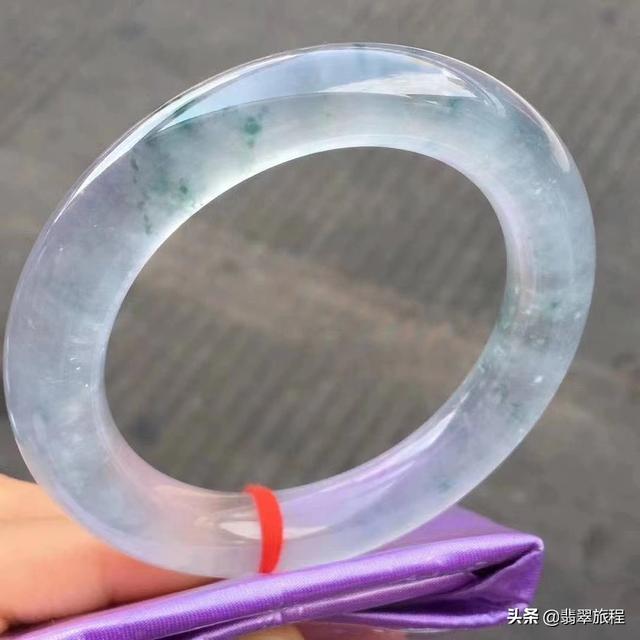 翡翠的基本知识大全,翡翠知识的心得-第4张图片-翡翠网 翡翠的基本知识大全,翡翠知识的心得-第4张图片-翡翠网