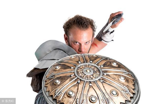 各种颜色钻石的寓意普通蓝宝石多少钱一克-第3张图片-翡翠网 各种颜色钻石的寓意普通蓝宝石多少钱一克-第3张图片-翡翠网