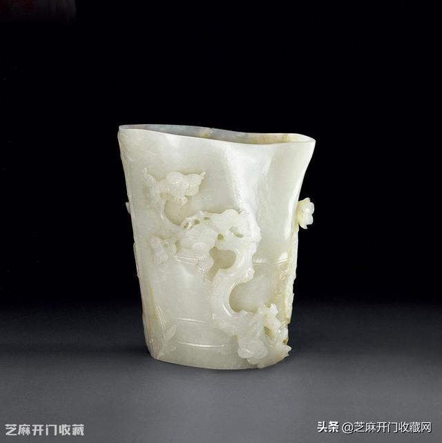 翡翠和玉哪一个更好玉跟翡翠哪种比较好-第5张图片-翡翠网 翡翠和玉哪一个更好玉跟翡翠哪种比较好-第5张图片-翡翠网