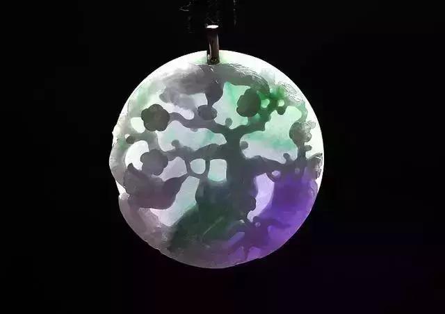 翡翠佛公脸没雕好翡翠雕佛价格-第22张图片-翡翠网 翡翠佛公脸没雕好翡翠雕佛价格-第22张图片-翡翠网