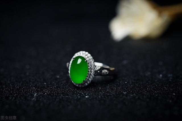 翡翠原石种老种嫩,翡翠原石种嫩结构-第6张图片-翡翠网 翡翠原石种老种嫩,翡翠原石种嫩结构-第6张图片-翡翠网