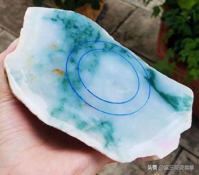 偏场口木那翡翠原石木纳翡翠原石的特点-第3张图片-翡翠网 偏场口木那翡翠原石木纳翡翠原石的特点-第3张图片-翡翠网