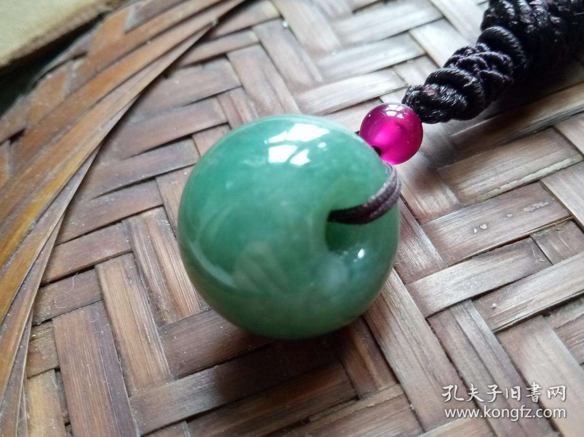 翡翠销售知识100条的简单介绍-第2张图片-翡翠网 翡翠销售知识100条的简单介绍-第2张图片-翡翠网