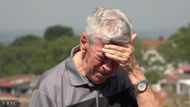 翡翠手镯撞击翡翠手镯怕磨吗-第2张图片-翡翠网 翡翠手镯撞击翡翠手镯怕磨吗-第2张图片-翡翠网