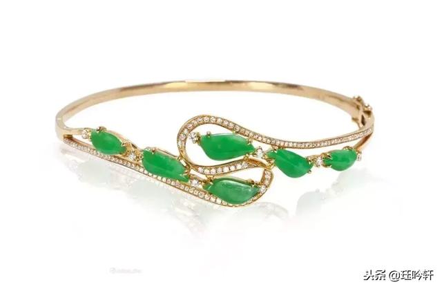 随形翡翠吊坠原石,随型镶嵌吊坠-第11张图片-翡翠网 随形翡翠吊坠原石,随型镶嵌吊坠-第11张图片-翡翠网