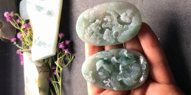 关于也木西翡翠成品价格的信息-第7张图片-翡翠网 关于也木西翡翠成品价格的信息-第7张图片-翡翠网