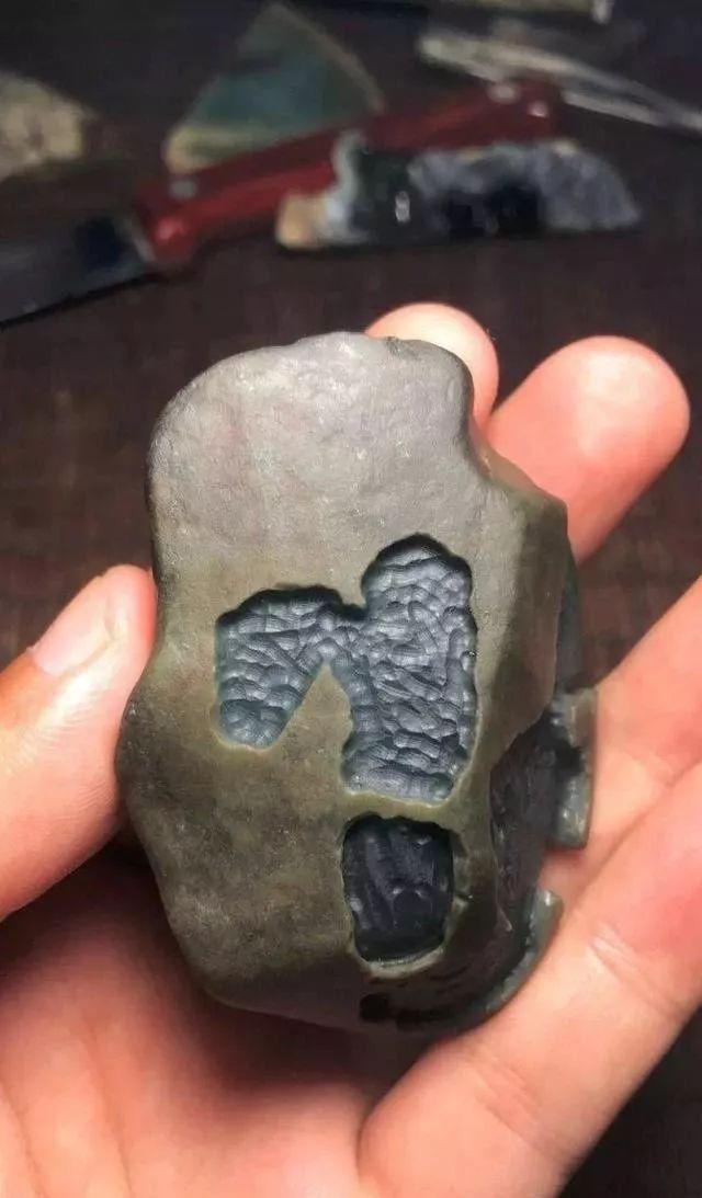 翡翠原石怎么出缅甸翡翠开采现场视频-第6张图片-翡翠网 翡翠原石怎么出缅甸翡翠开采现场视频-第6张图片-翡翠网