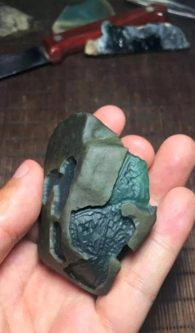 翡翠原石怎么出缅甸翡翠开采现场视频-第7张图片-翡翠网 翡翠原石怎么出缅甸翡翠开采现场视频-第7张图片-翡翠网