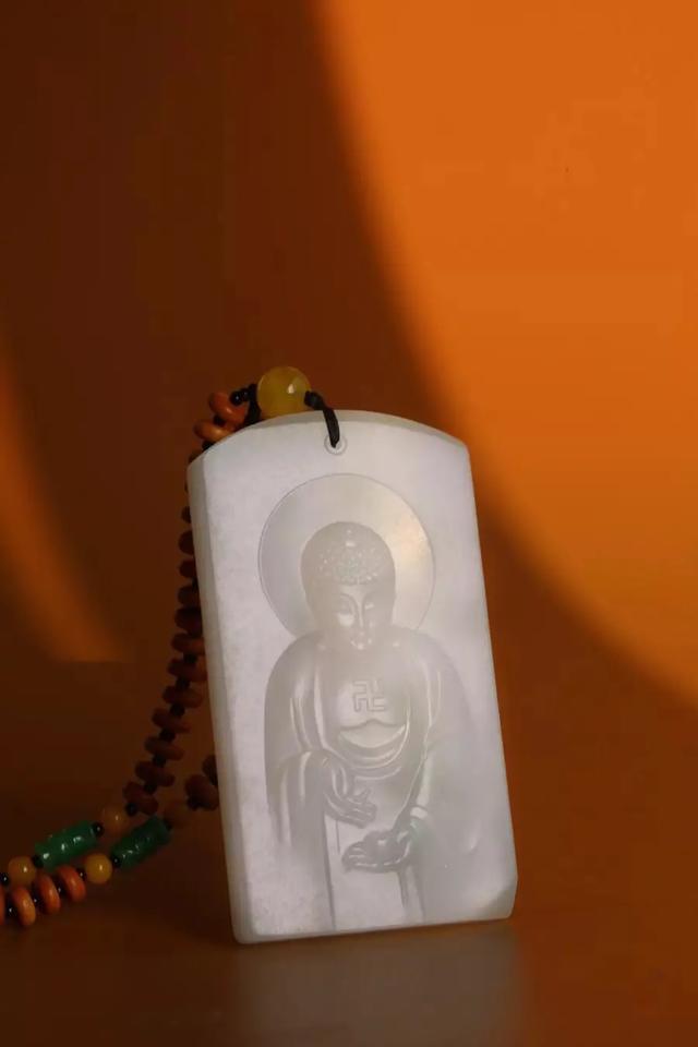 羊脂玉原石价格羊脂玉原石和翡翠-第4张图片-翡翠网 羊脂玉原石价格羊脂玉原石和翡翠-第4张图片-翡翠网