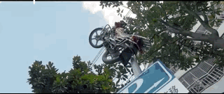 翡翠原石的价位,后妹翡翠原石黄毛真容-第19张图片-翡翠网 翡翠原石的价位,后妹翡翠原石黄毛真容-第19张图片-翡翠网