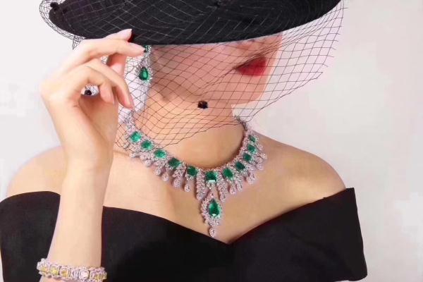 黄金含金量怎么标识,黄金含金量-第2张图片-翡翠网 黄金含金量怎么标识,黄金含金量-第2张图片-翡翠网