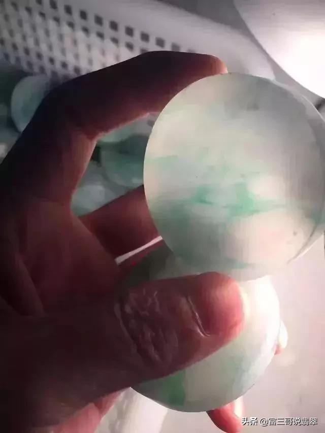 包含糯冰飘花翡翠吊坠价格的词条-第6张图片-翡翠网 包含糯冰飘花翡翠吊坠价格的词条-第6张图片-翡翠网