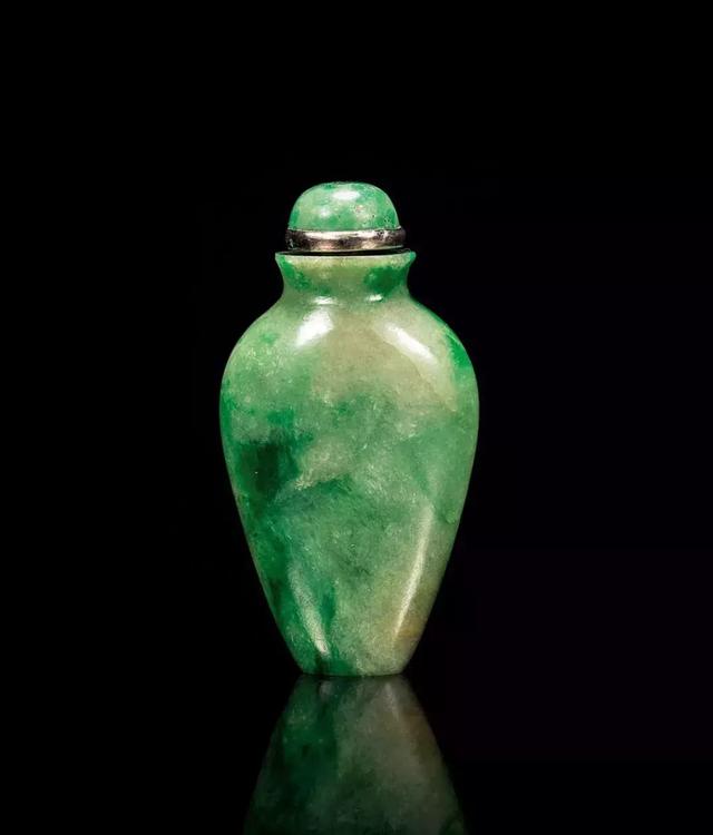 翡翠鼻烟壶价格,清代狮钮方章快速成-第15张图片-翡翠网 翡翠鼻烟壶价格,清代狮钮方章快速成-第15张图片-翡翠网