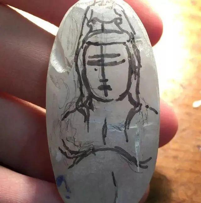 冰种翡翠吊坠一般价格,白色冰种翡翠值钱吗-第4张图片-翡翠网 冰种翡翠吊坠一般价格,白色冰种翡翠值钱吗-第4张图片-翡翠网