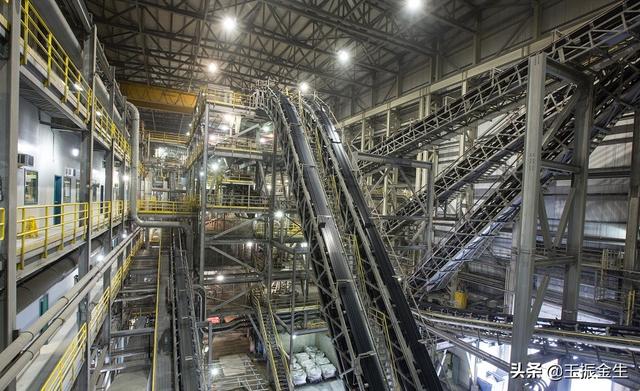 13元钻石烟,4元钻石烟-第3张图片-翡翠网 13元钻石烟,4元钻石烟-第3张图片-翡翠网