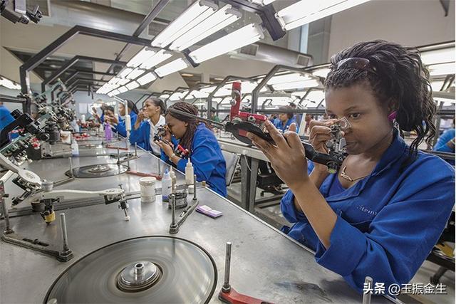 13元钻石烟,4元钻石烟-第7张图片-翡翠网 13元钻石烟,4元钻石烟-第7张图片-翡翠网