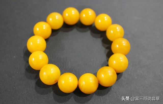 翡翠手镯内部有条码买的翡翠手镯用水洗了会变色吗-第3张图片-翡翠网 翡翠手镯内部有条码买的翡翠手镯用水洗了会变色吗-第3张图片-翡翠网