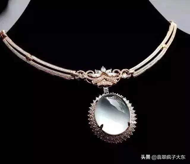 翡翠阳绿和冰种哪个好,冰飘阳绿翡翠原石厚度-第6张图片-翡翠网 翡翠阳绿和冰种哪个好,冰飘阳绿翡翠原石厚度-第6张图片-翡翠网