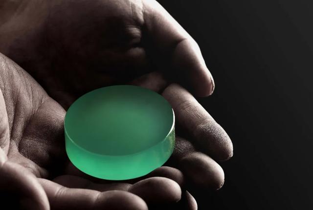 翡翠长什么样子图片,玉石翡翠图片-第3张图片-翡翠网 翡翠长什么样子图片,玉石翡翠图片-第3张图片-翡翠网