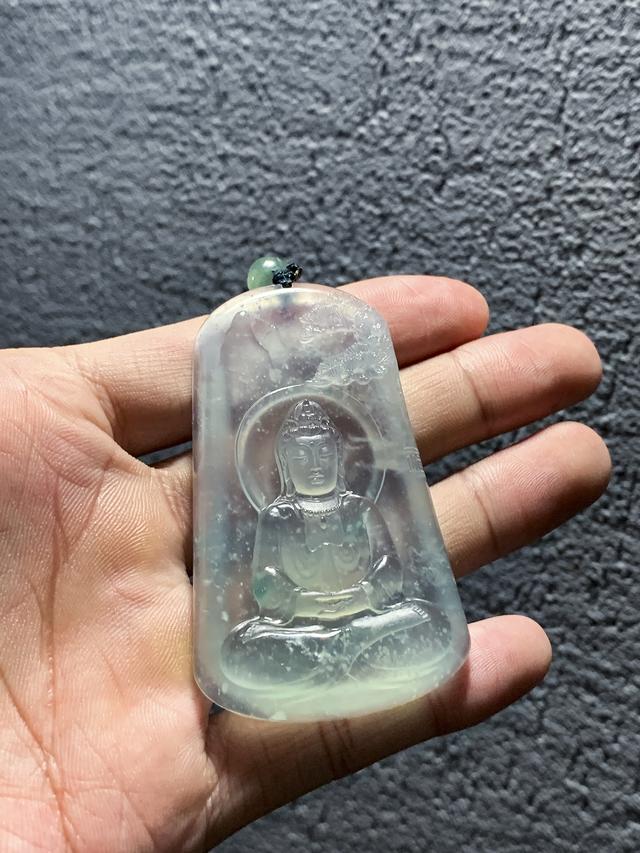 翡翠手镯敲击声音大吗,翡翠原石敲击声音分辨-第3张图片-翡翠网 翡翠手镯敲击声音大吗,翡翠原石敲击声音分辨-第3张图片-翡翠网