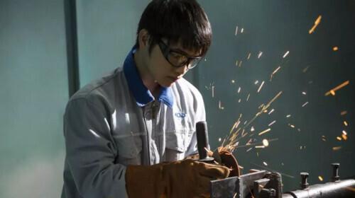 翡翠知识在线考核,玻璃种翡翠知识讲解-第21张图片-翡翠网 翡翠知识在线考核,玻璃种翡翠知识讲解-第21张图片-翡翠网