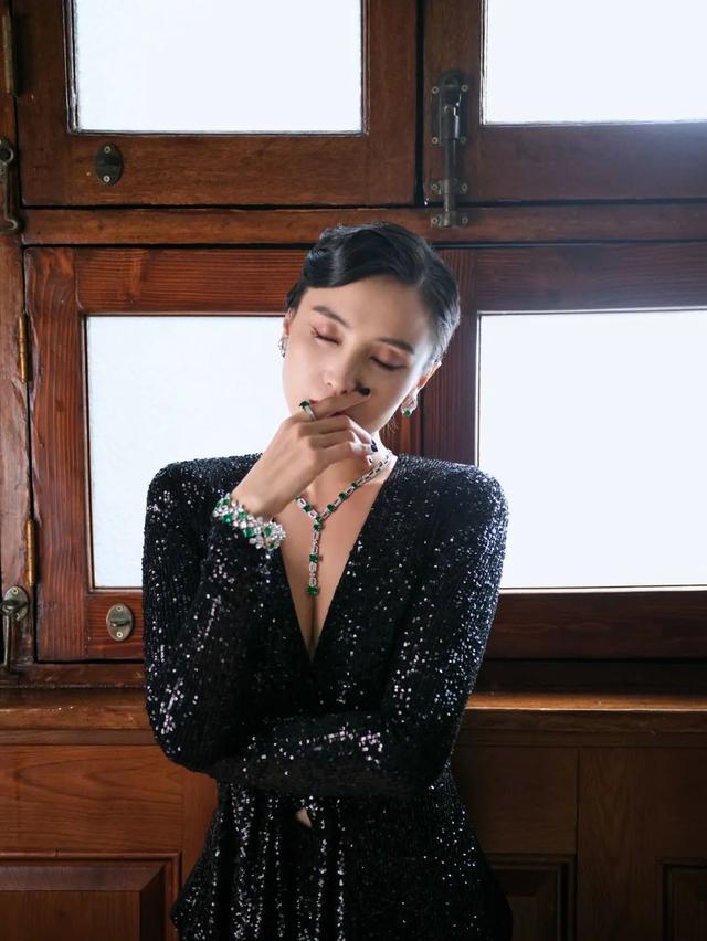 卡地亚项链love系列卡地亚钻石吊坠图片-第12张图片-翡翠网 卡地亚项链love系列卡地亚钻石吊坠图片-第12张图片-翡翠网