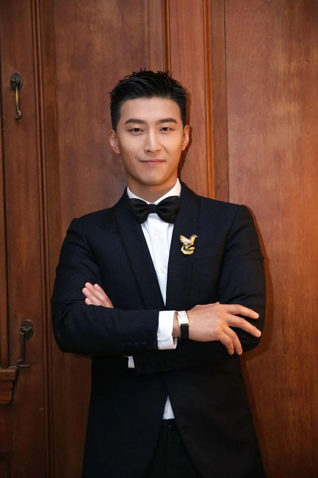 卡地亚项链love系列卡地亚钻石吊坠图片-第32张图片-翡翠网 卡地亚项链love系列卡地亚钻石吊坠图片-第32张图片-翡翠网