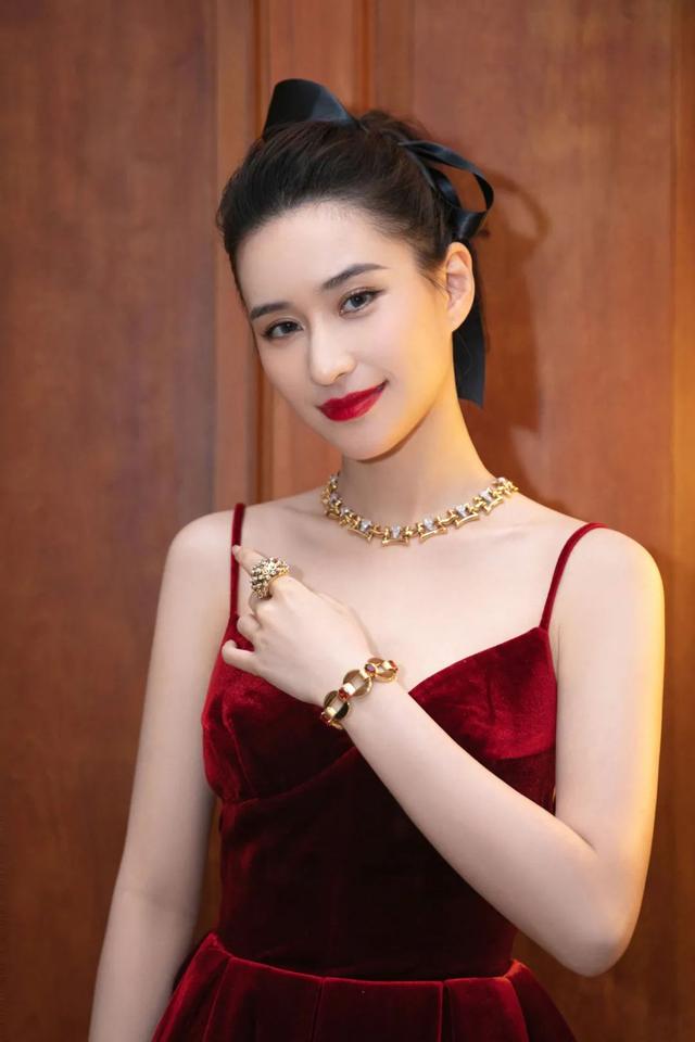 卡地亚项链love系列卡地亚钻石吊坠图片-第40张图片-翡翠网 卡地亚项链love系列卡地亚钻石吊坠图片-第40张图片-翡翠网