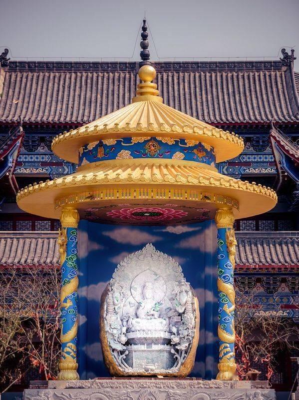 翡翠***菩萨图片翡翠观音菩萨原石-第1张图片-翡翠网 翡翠***菩萨图片翡翠观音菩萨原石-第1张图片-翡翠网