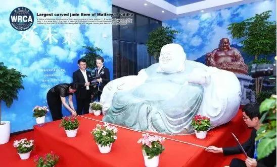 翡翠***菩萨图片翡翠观音菩萨原石-第6张图片-翡翠网 翡翠***菩萨图片翡翠观音菩萨原石-第6张图片-翡翠网