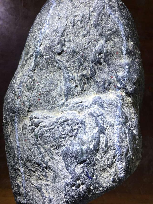 包含莫湾基翡翠色料知识的词条-第1张图片-翡翠网 包含莫湾基翡翠色料知识的词条-第1张图片-翡翠网