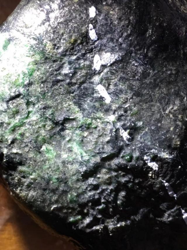 包含莫湾基翡翠色料知识的词条-第4张图片-翡翠网 包含莫湾基翡翠色料知识的词条-第4张图片-翡翠网