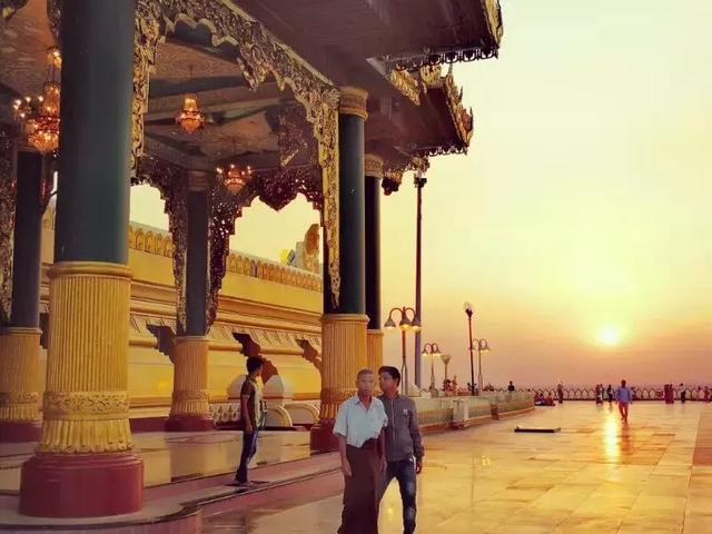 大马坎翡翠原石,翡翠原石莫西-第13张图片-翡翠网 大马坎翡翠原石,翡翠原石莫西-第13张图片-翡翠网