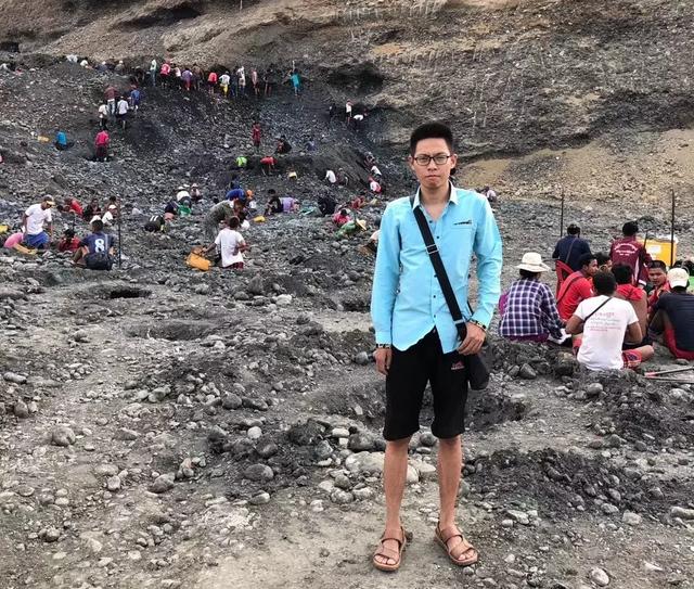 关于新昌明料翡翠原石的信息-第4张图片-翡翠网 关于新昌明料翡翠原石的信息-第4张图片-翡翠网