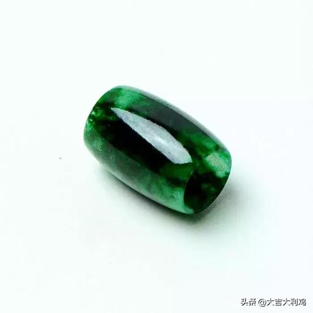 干青翡翠价格,缅甸干青翡翠-第3张图片-翡翠网 干青翡翠价格,缅甸干青翡翠-第3张图片-翡翠网