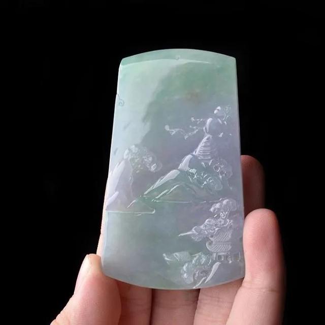 翡绿翡翠手镯图片翡翠手镯阳绿价格-第12张图片-翡翠网 翡绿翡翠手镯图片翡翠手镯阳绿价格-第12张图片-翡翠网