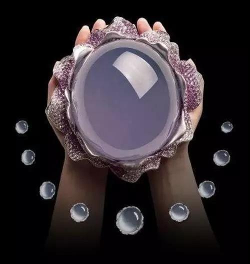 翡绿翡翠手镯图片翡翠手镯阳绿价格-第14张图片-翡翠网 翡绿翡翠手镯图片翡翠手镯阳绿价格-第14张图片-翡翠网