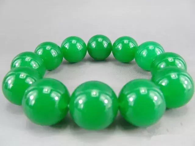 翡翠的专业知识和语术,翡翠圆珠知识点-第8张图片-翡翠网 翡翠的专业知识和语术,翡翠圆珠知识点-第8张图片-翡翠网