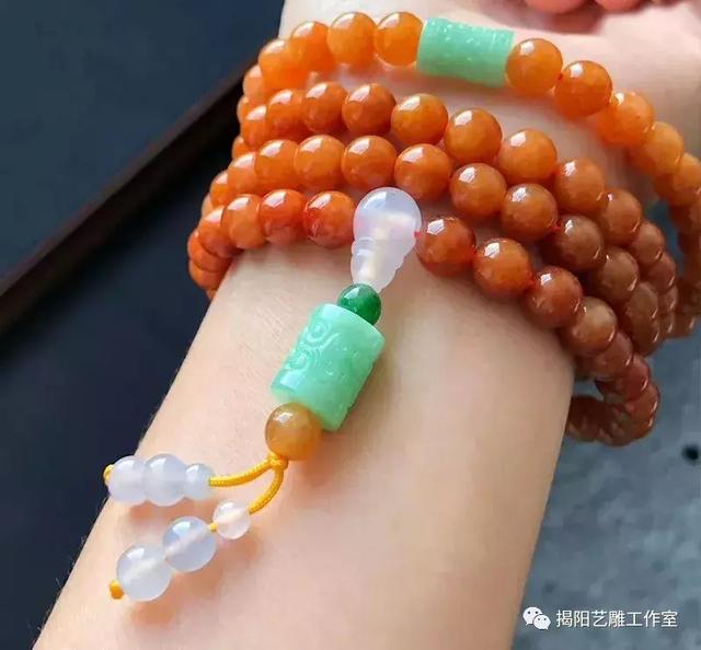 翡翠的专业知识和语术,翡翠圆珠知识点-第9张图片-翡翠网 翡翠的专业知识和语术,翡翠圆珠知识点-第9张图片-翡翠网