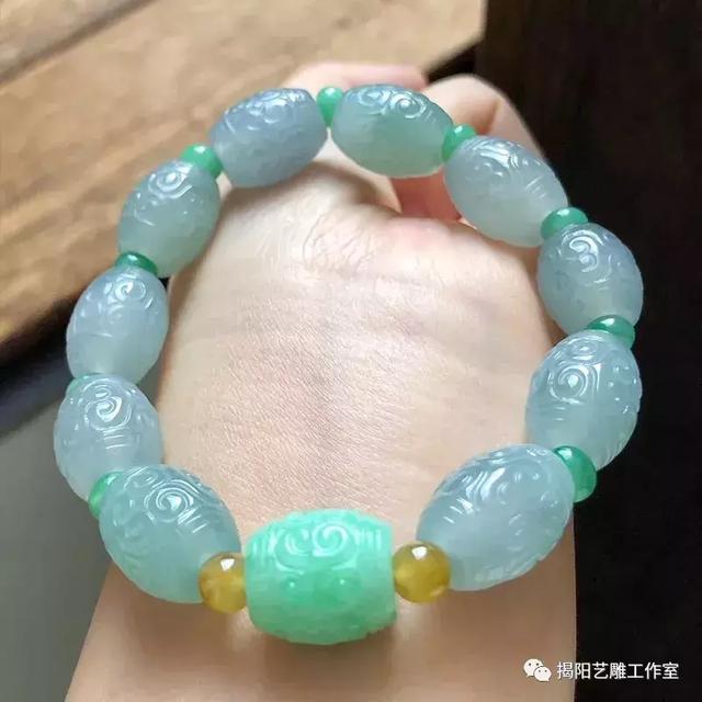 翡翠的专业知识和语术,翡翠圆珠知识点-第24张图片-翡翠网 翡翠的专业知识和语术,翡翠圆珠知识点-第24张图片-翡翠网